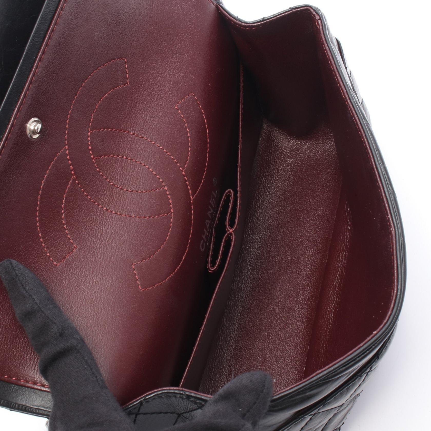 シャネル 2.55 レザーショルダーバッグ