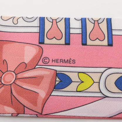 エルメス HARNAIS DE COEUR シルクスカーフ