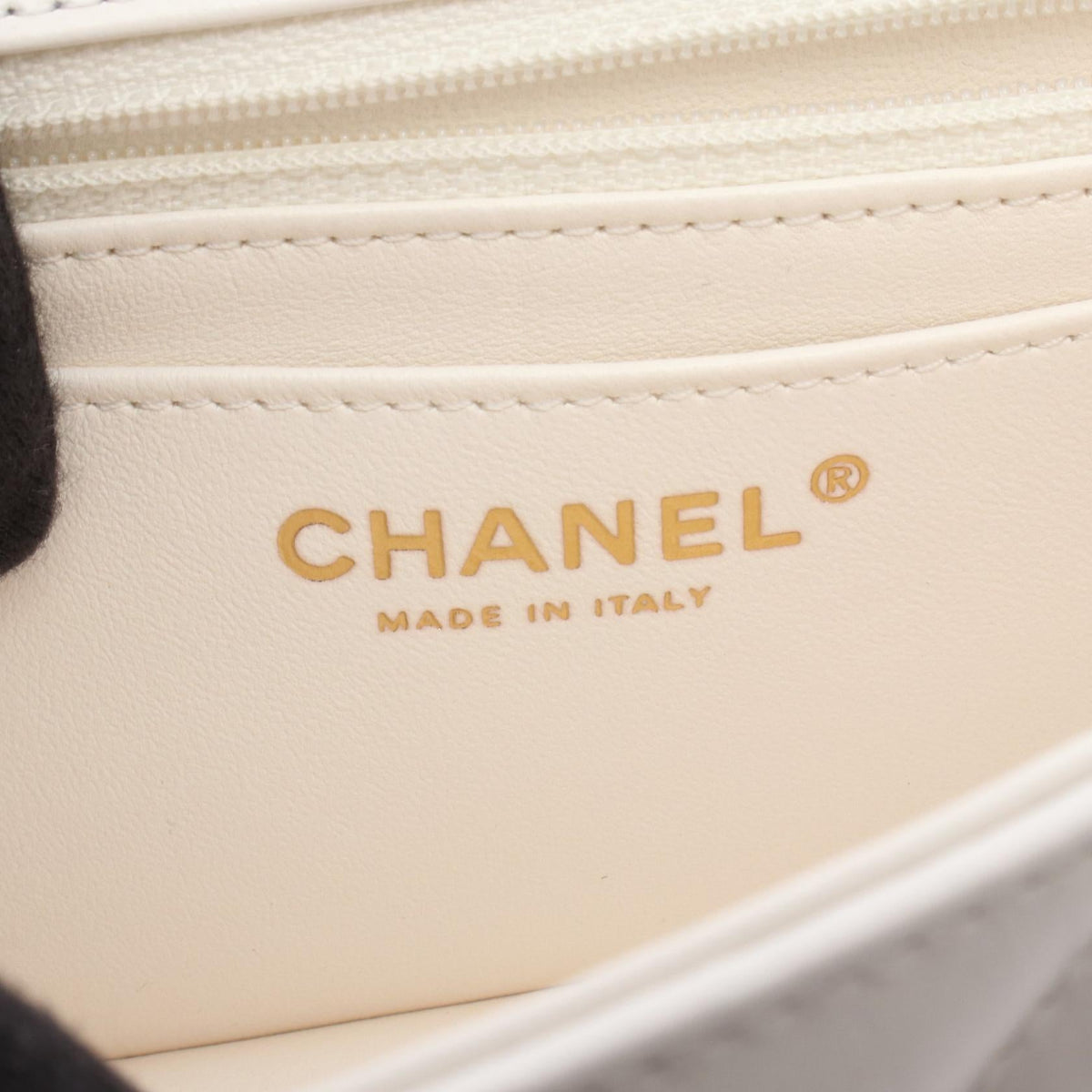 シャネル 2.55 レザー ショルダーバッグ