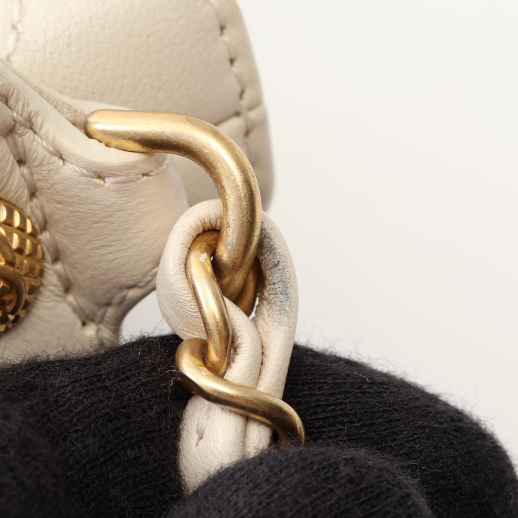 シャネル マトラッセ ラムスキン バケットバッグ
