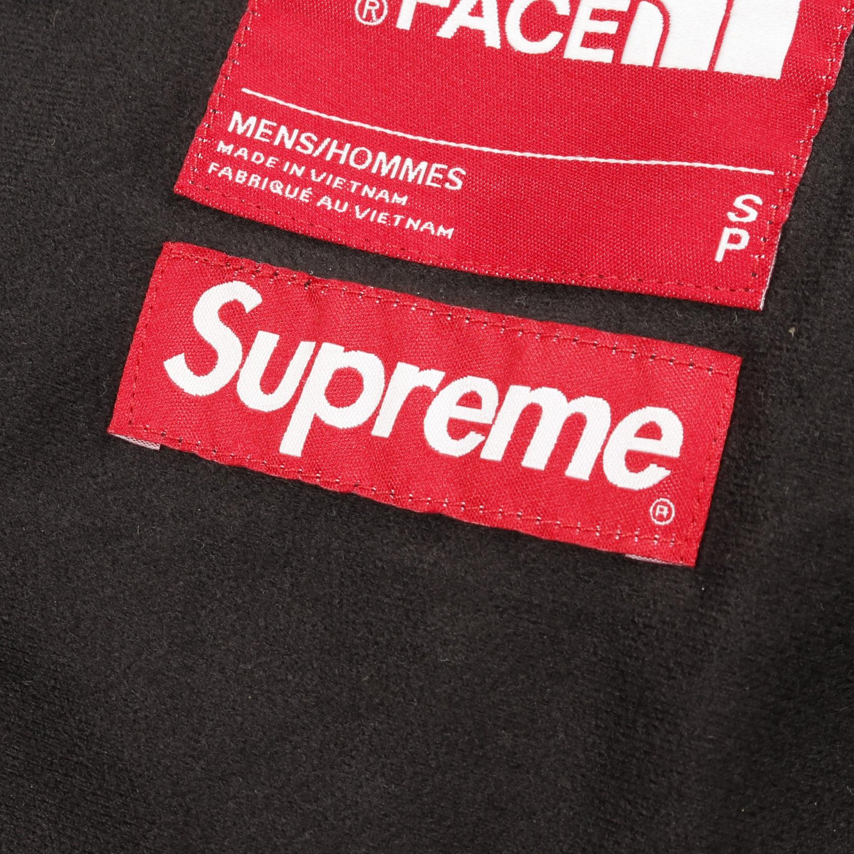 Supreme × THE NORTH FACE アーク ロゴ マウンテン パーカ