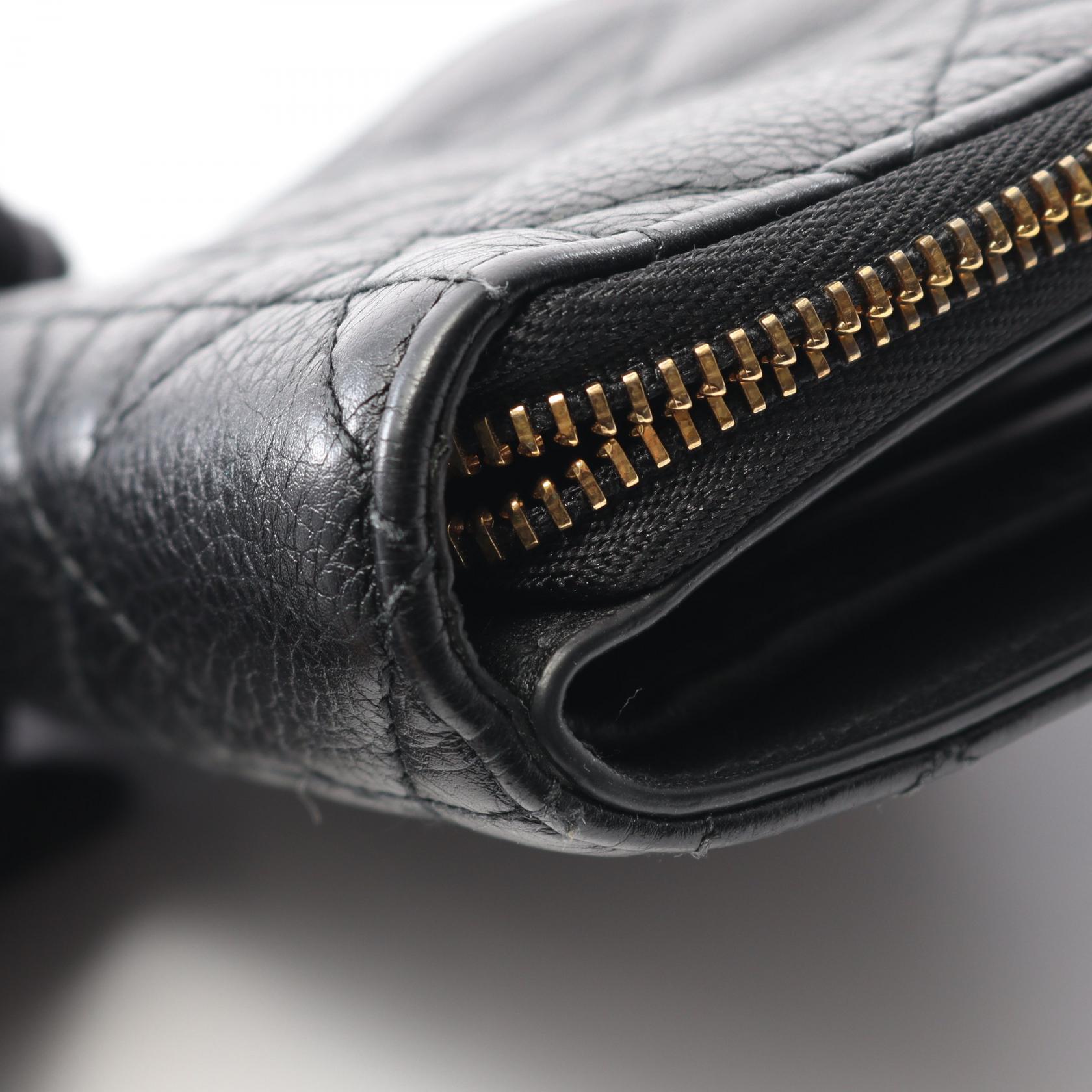 ディオール カロ スカーレット レザー ウォレット