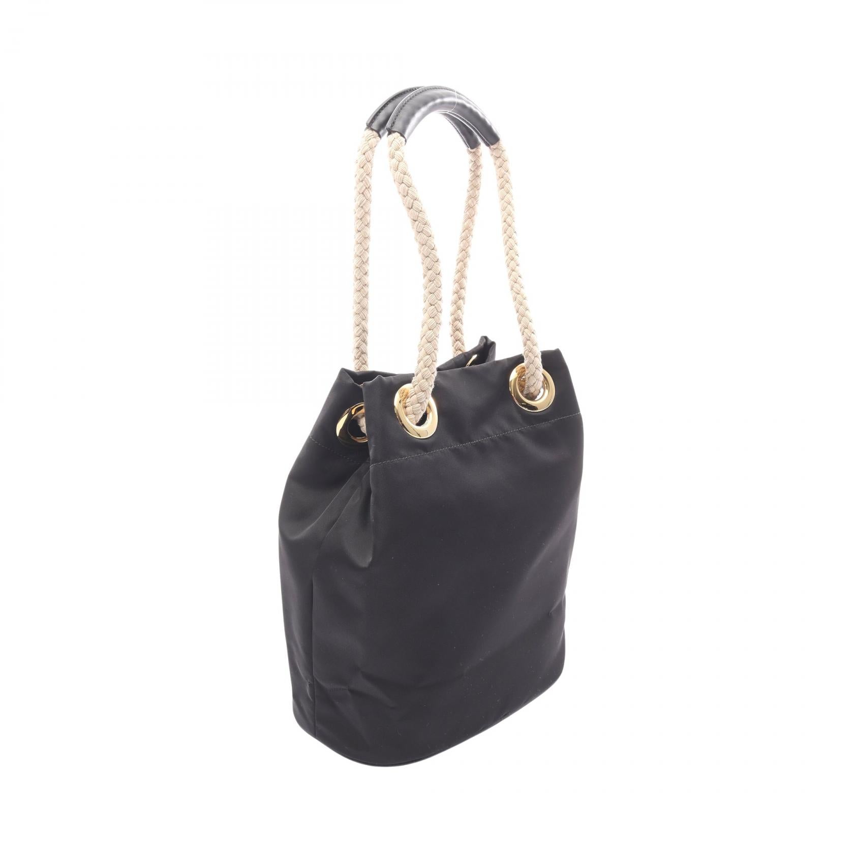 プラダ Re-Nylon TESSUTO ROPE バケットバッグ