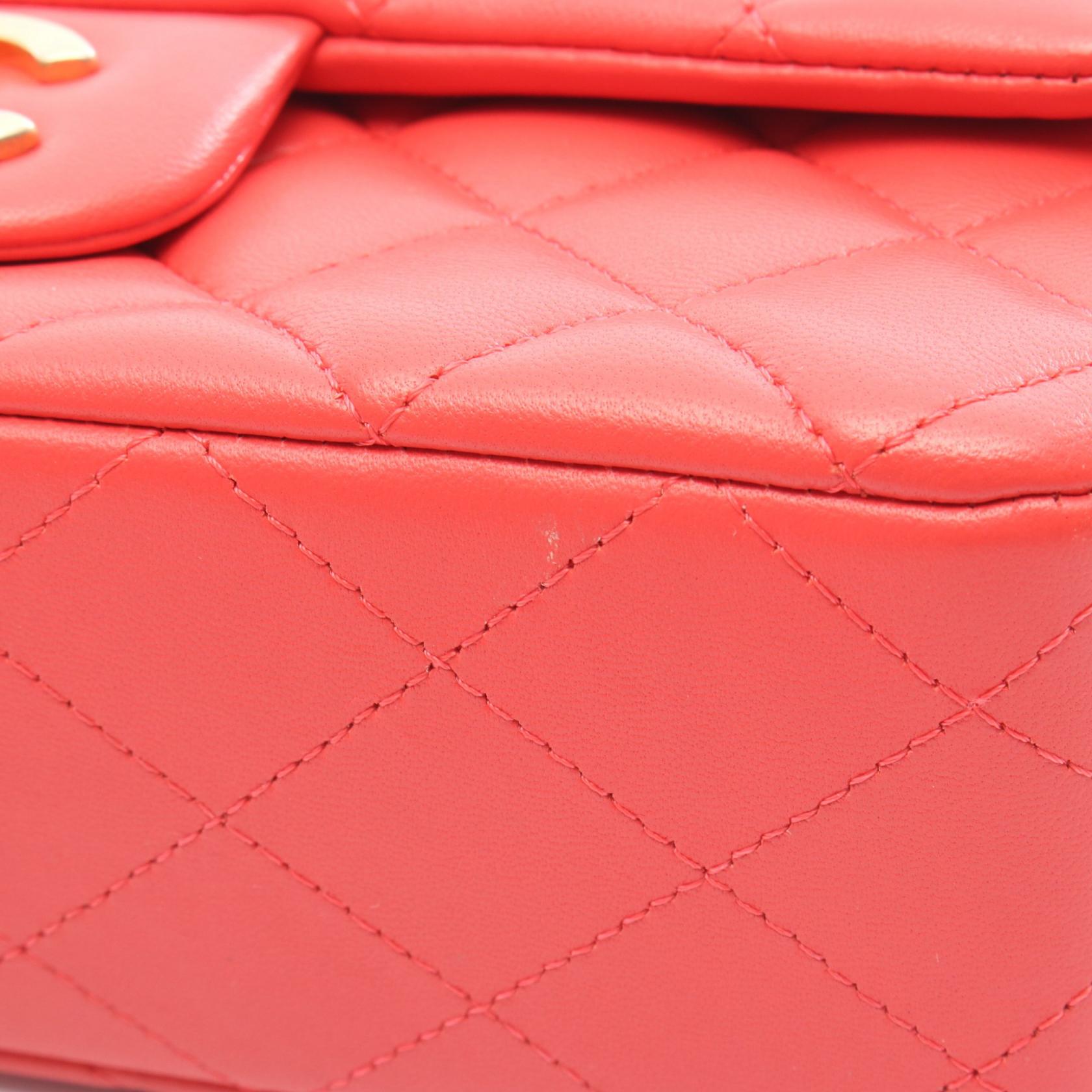 シャネル ミニマトラッセ20 レザーショルダーバッグ