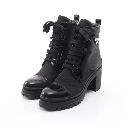 プラダ Re-Nylon レザーブーツ