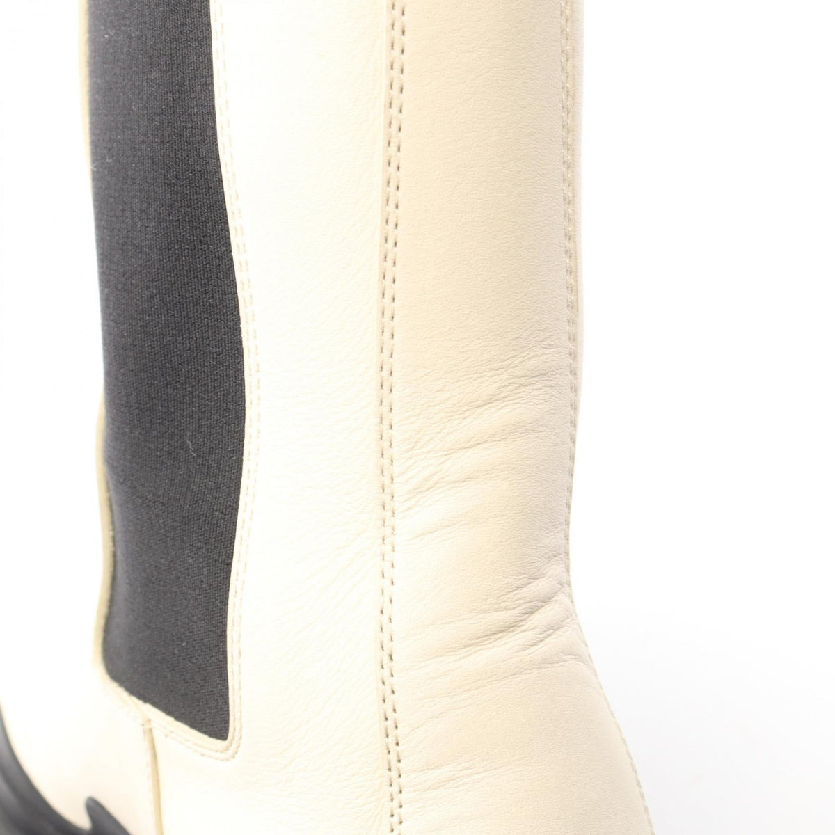 ボッテガヴェネタ TIRE BOOTS レザーブーツ