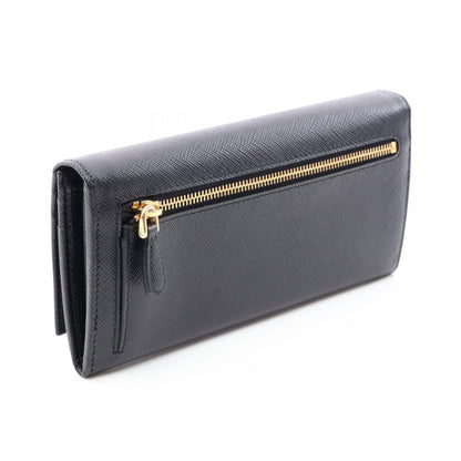プラダ SAFFIANO TRIANG 長財布