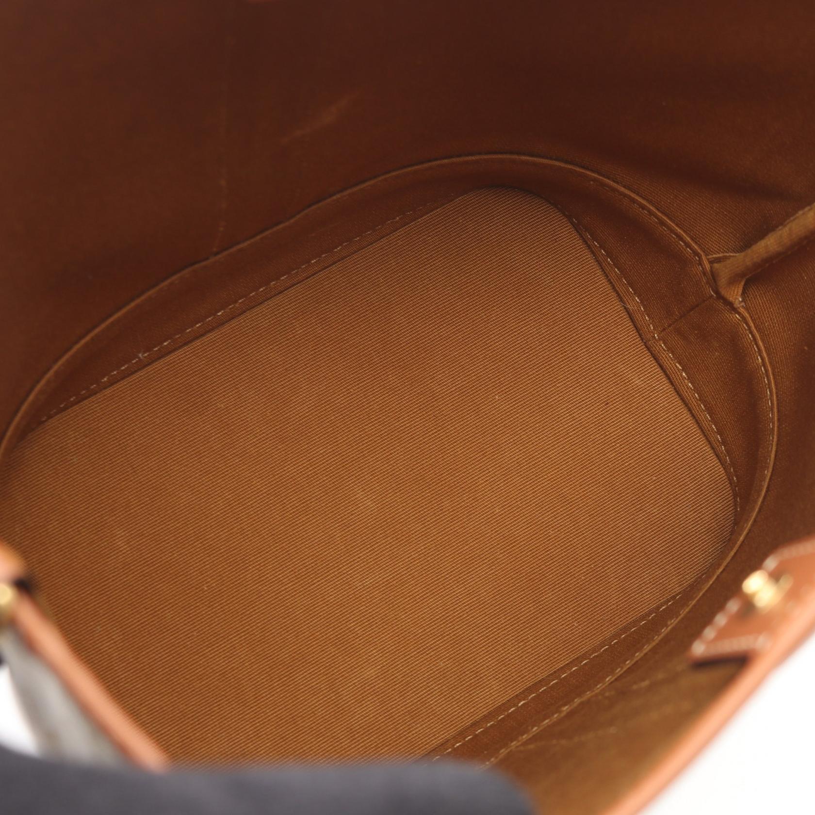 セリーヌ スモールバケット トリオンフ コーティングキャンバス ショルダーバッグ