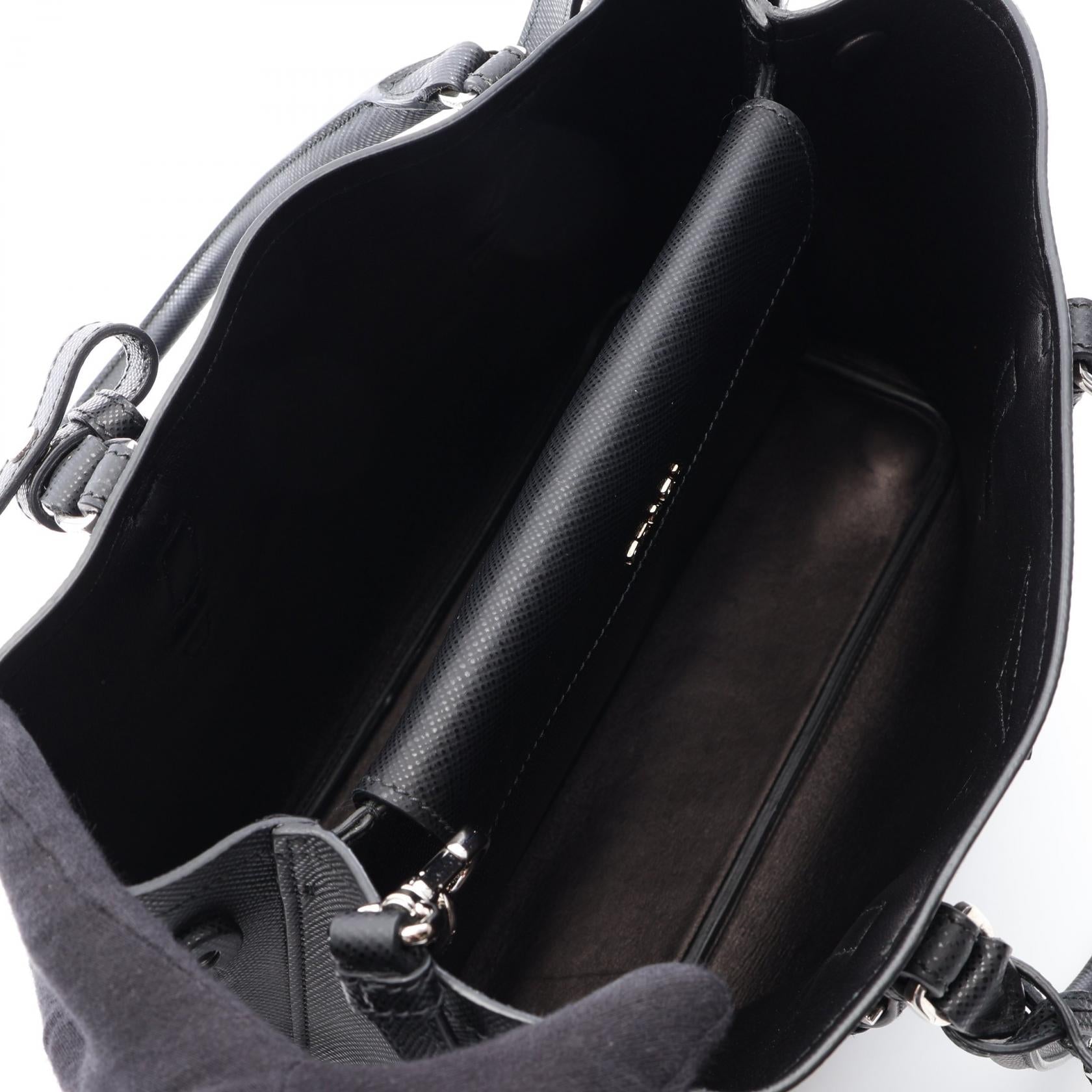 プラダ サフィアーノ CUIR 2wayトートバッグ