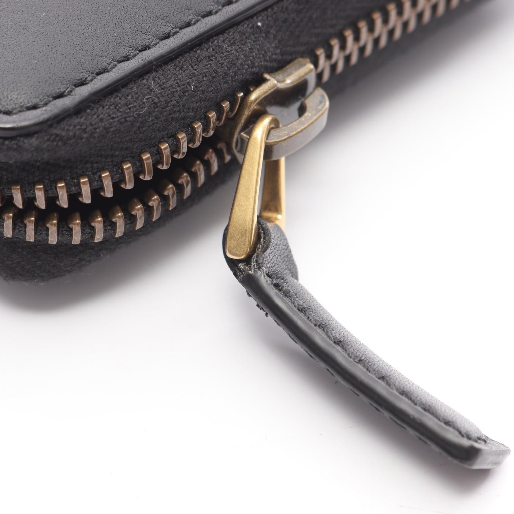 グッチ Snake レザー長財布