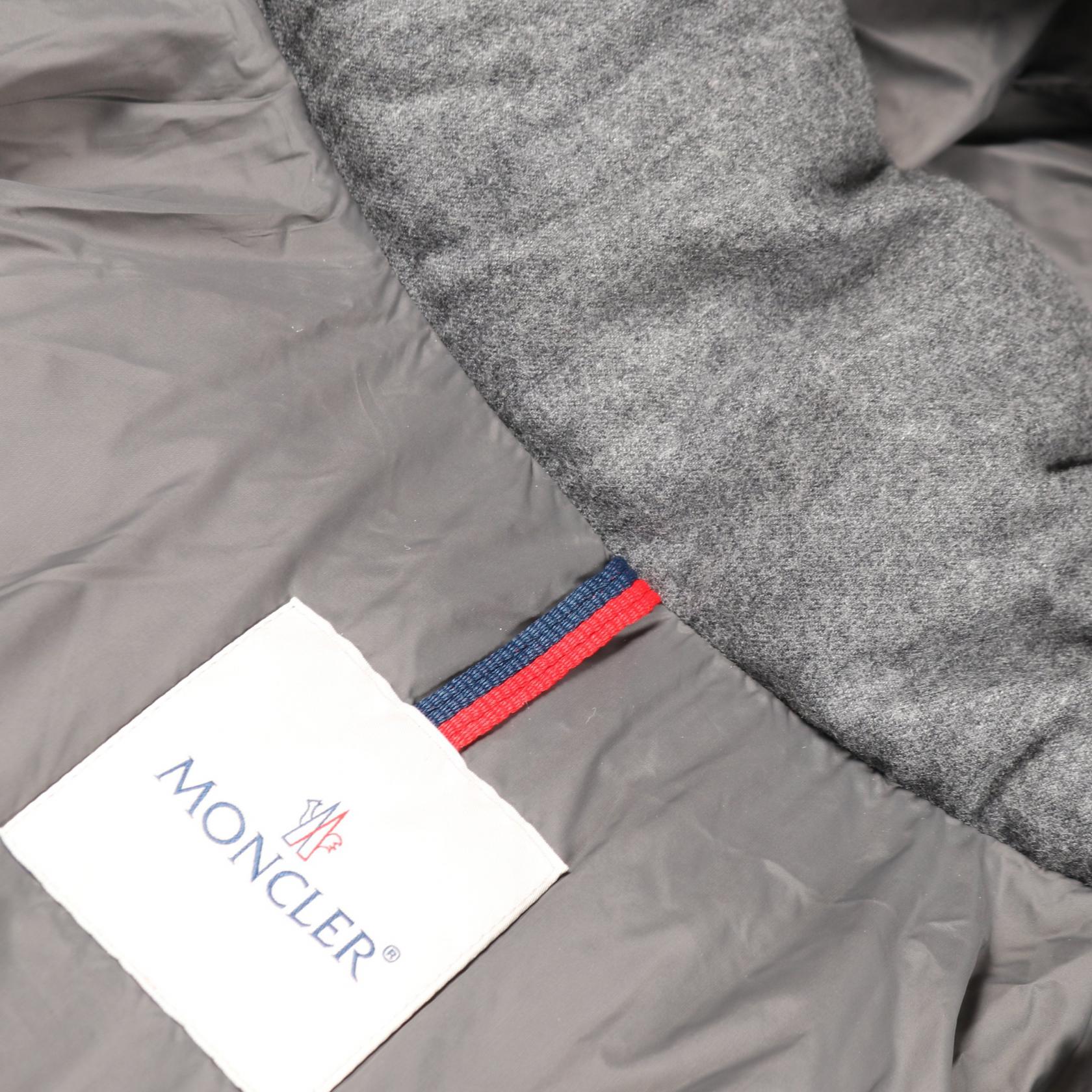 モンクレール MONTGENEVRE ウールダウンジャケット