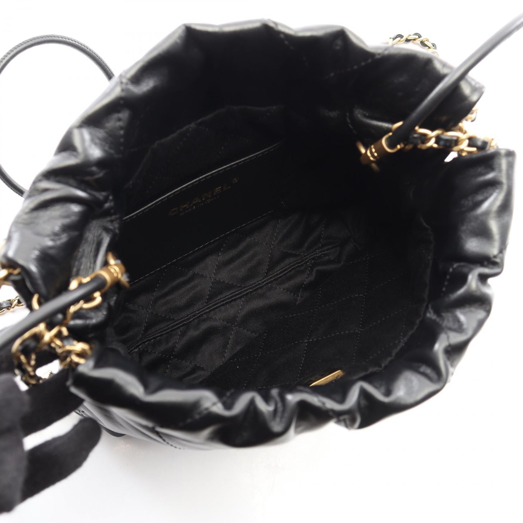 シャネル CHANEL22 レザーショルダーバッグ
