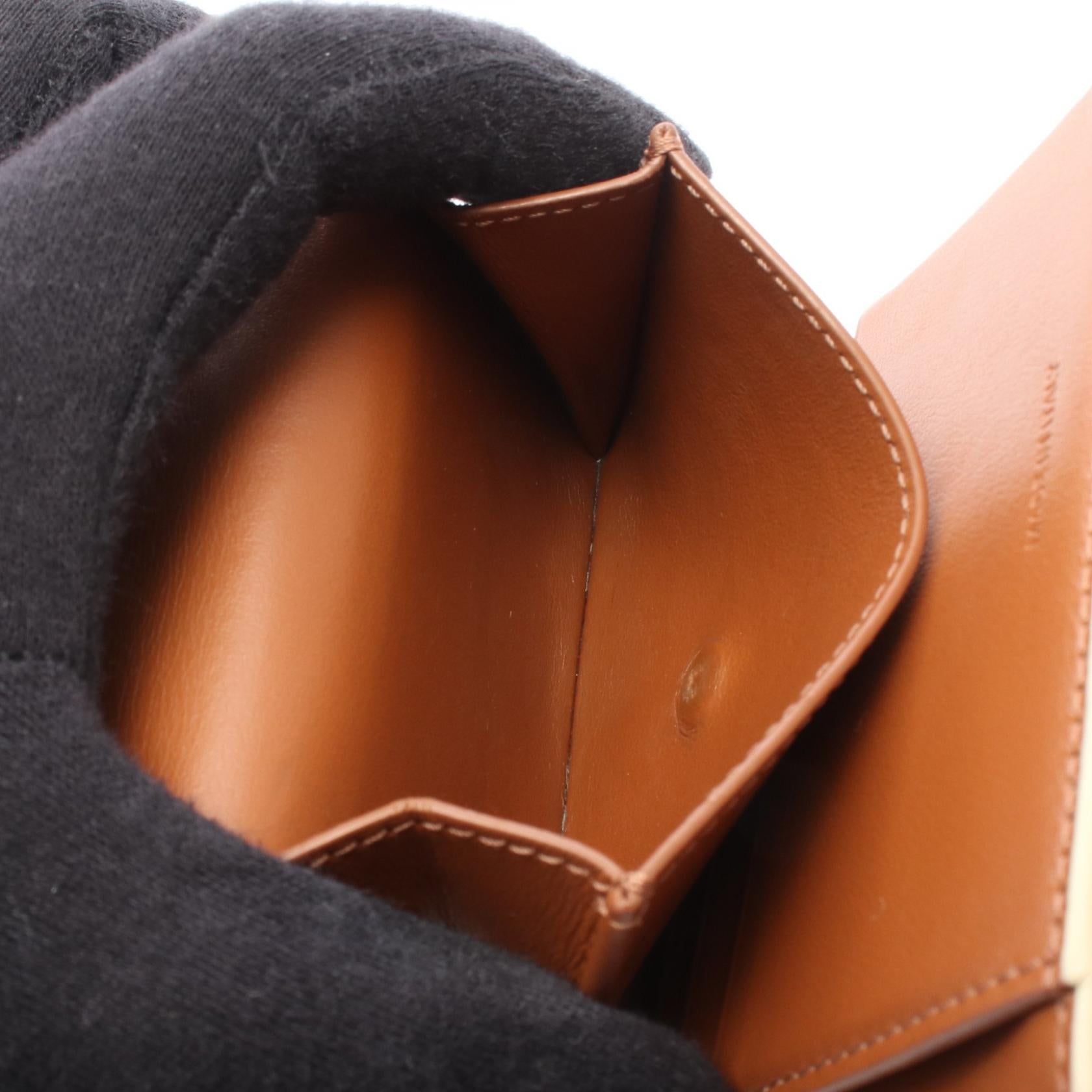 セリーヌ トリオンフ スモールフラップウォレット 三つ折り財布