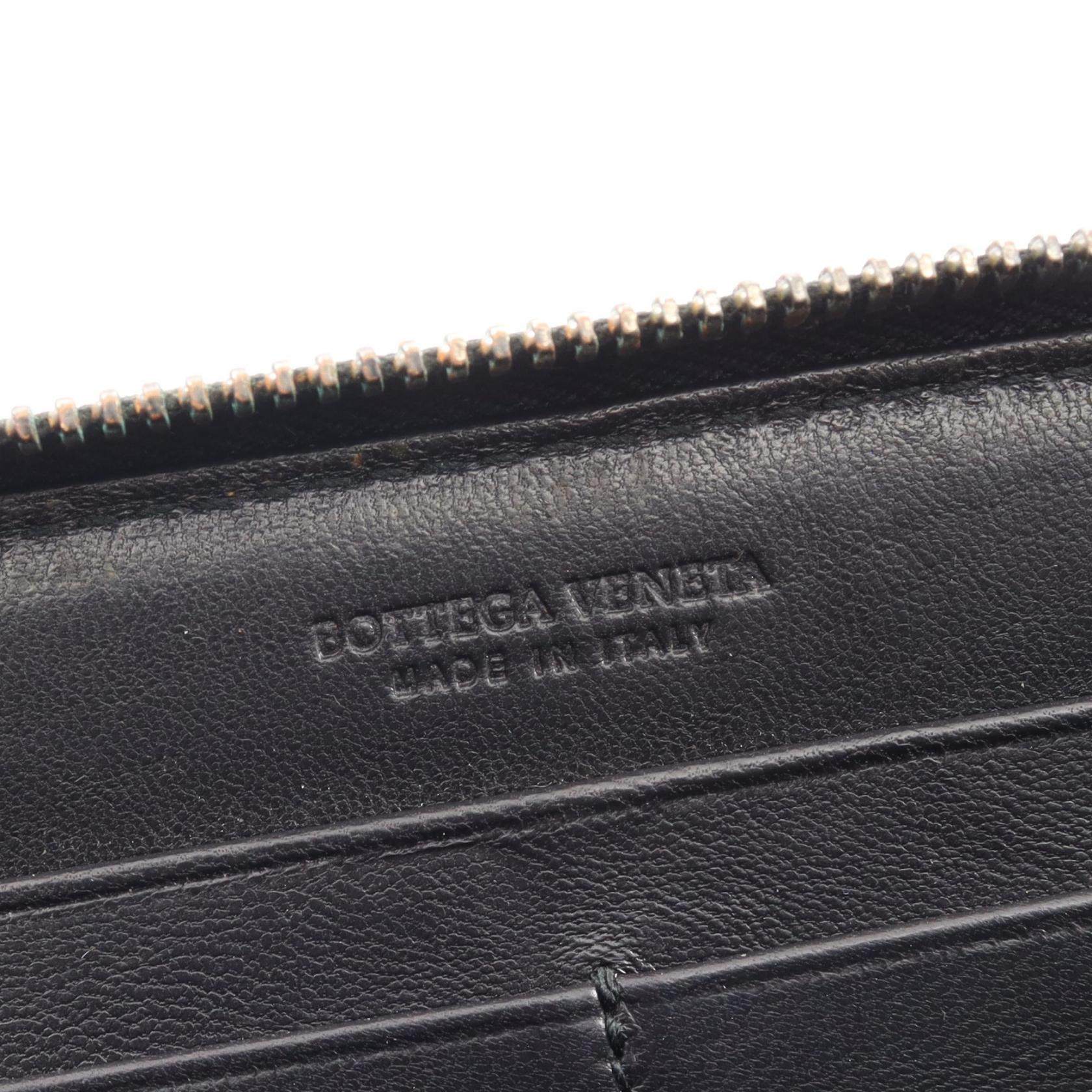 ボッテガヴェネタ イントレチャート レザー長財布