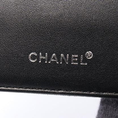 シャネル ニュートラベルライン レザーナイロンキャンバス 二つ折り財布