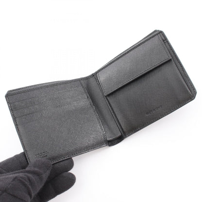 プラダ SAFFIANO CORNER 二つ折り財布