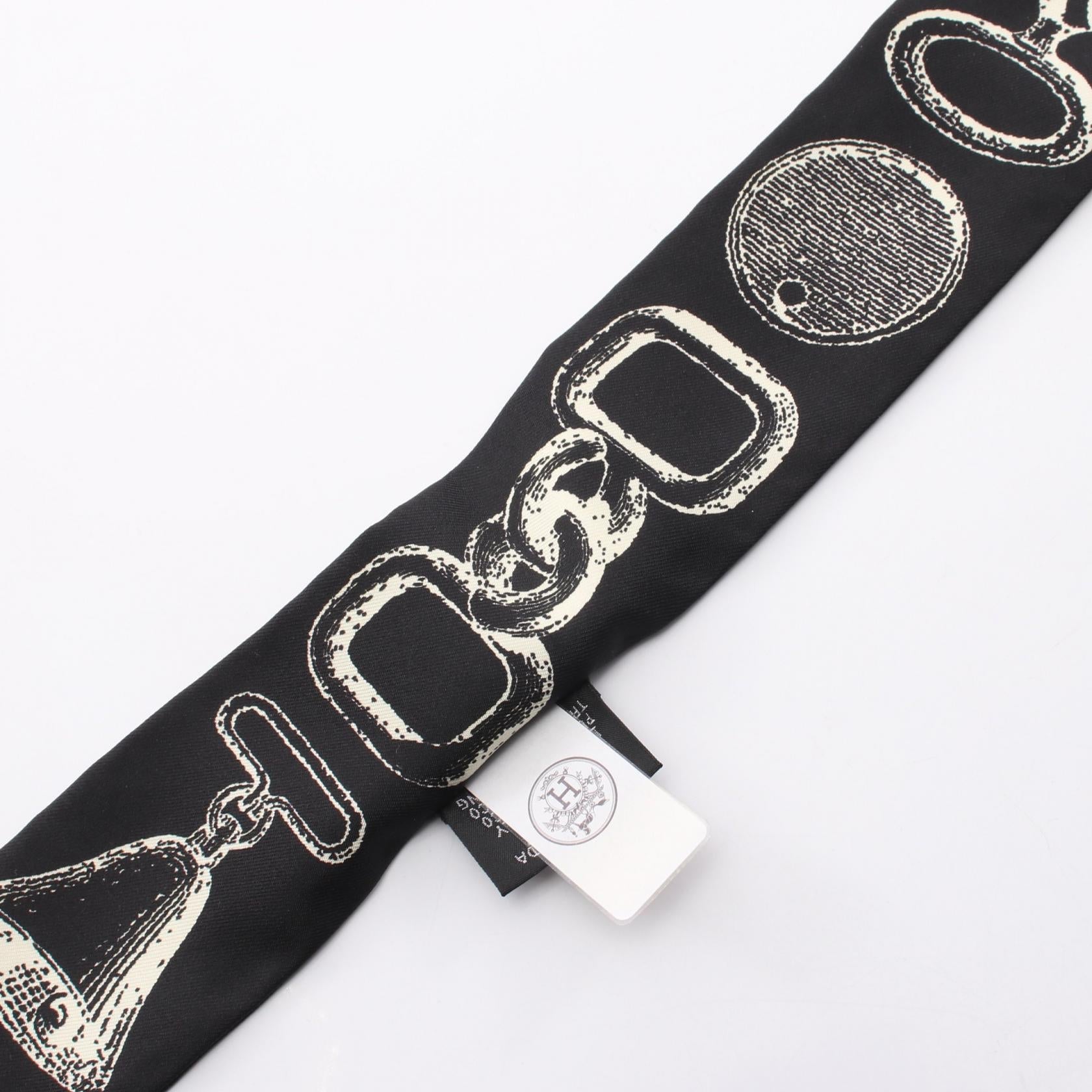エルメス Inventaire Poetique de Brides a Bloc シルクスカーフ