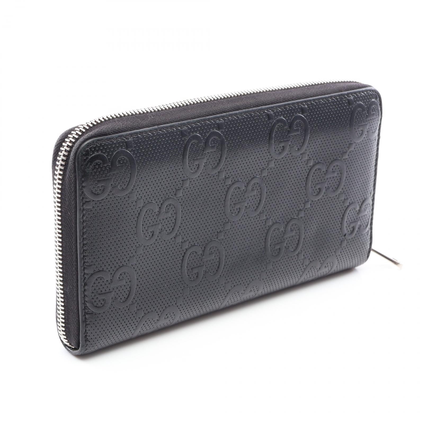 グッチ GGエンボス レザー長財布