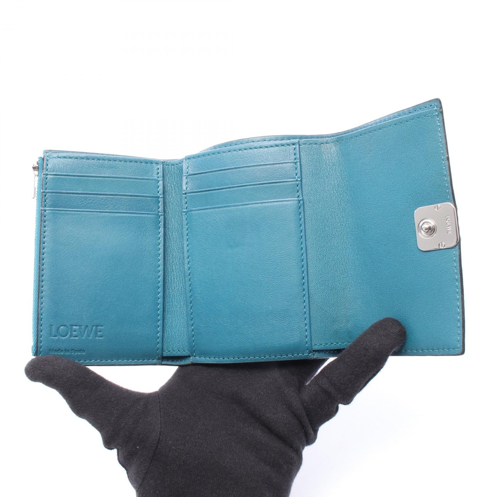 ロエベ アナグラム バーティカルウォレット スモール レザー 三つ折り財布
