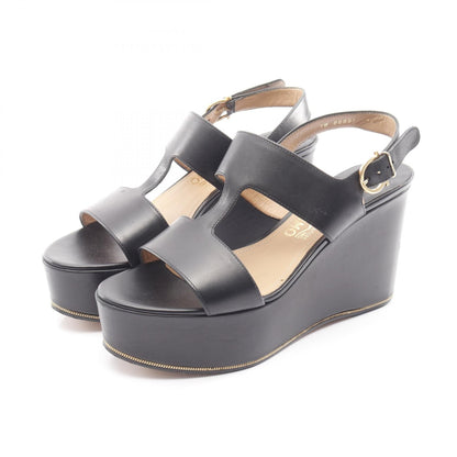 サルヴァトーレ・フェラガモ ガンチーニ レザーサンダル