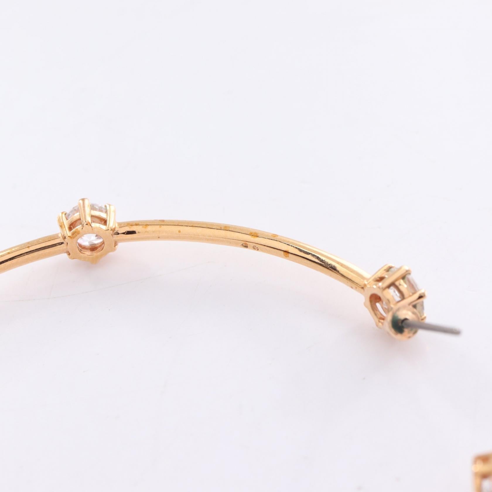 スワロフスキー コンステラ ピアス