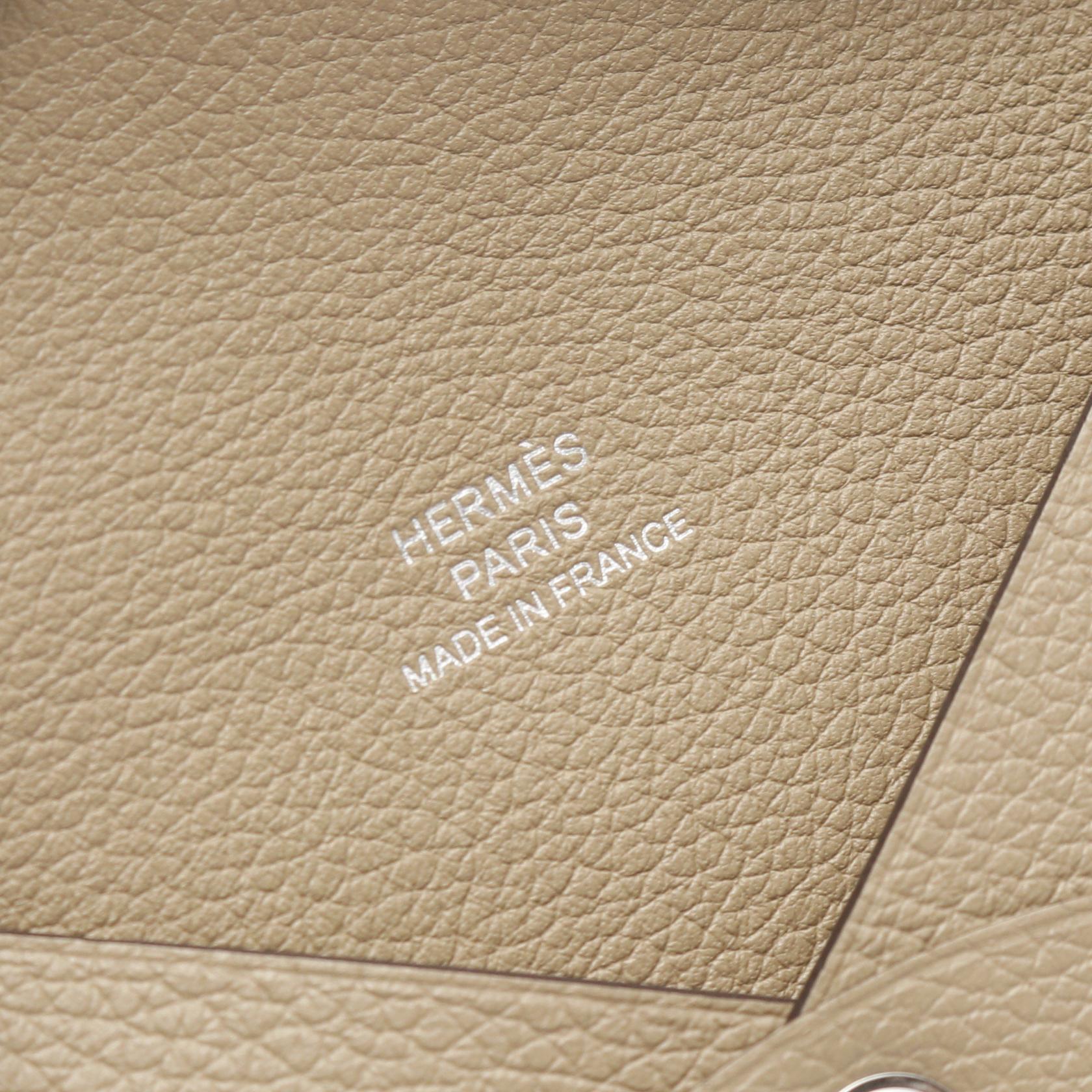 エルメス カルヴィ エヴァーカラー レザー コインケース