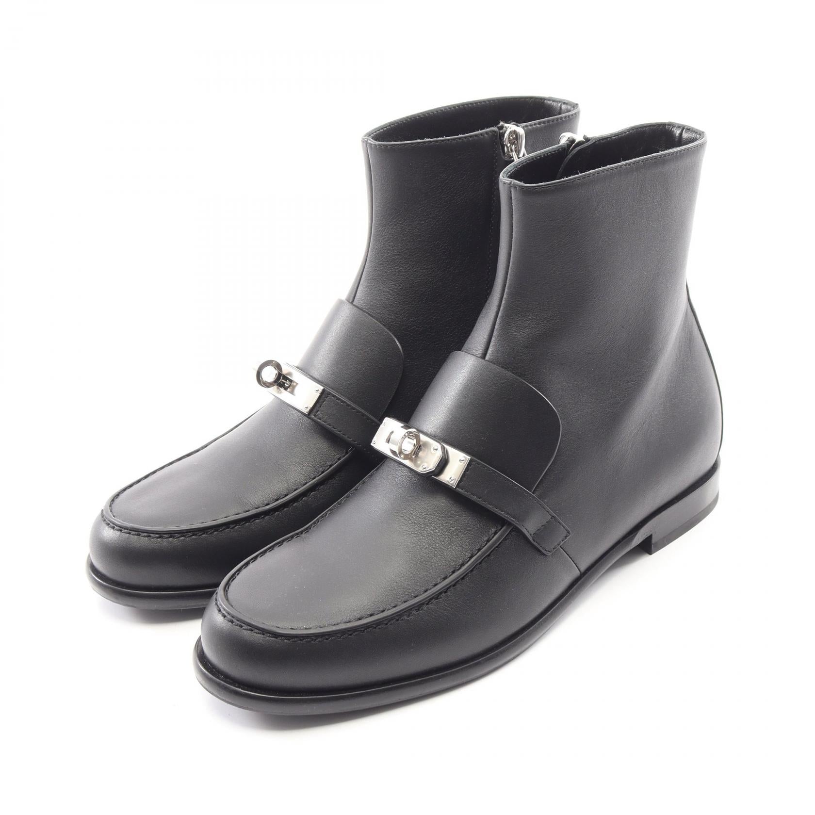 エルメス ケルシー ケリーバックル レザーショートブーツ