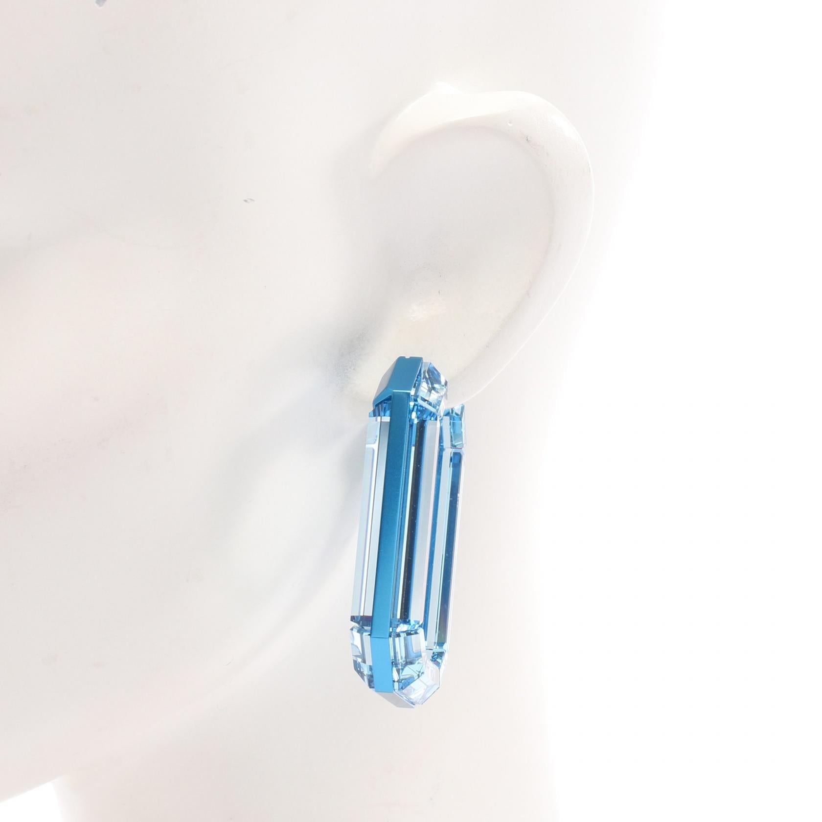スワロフスキー ルーセント ピアス