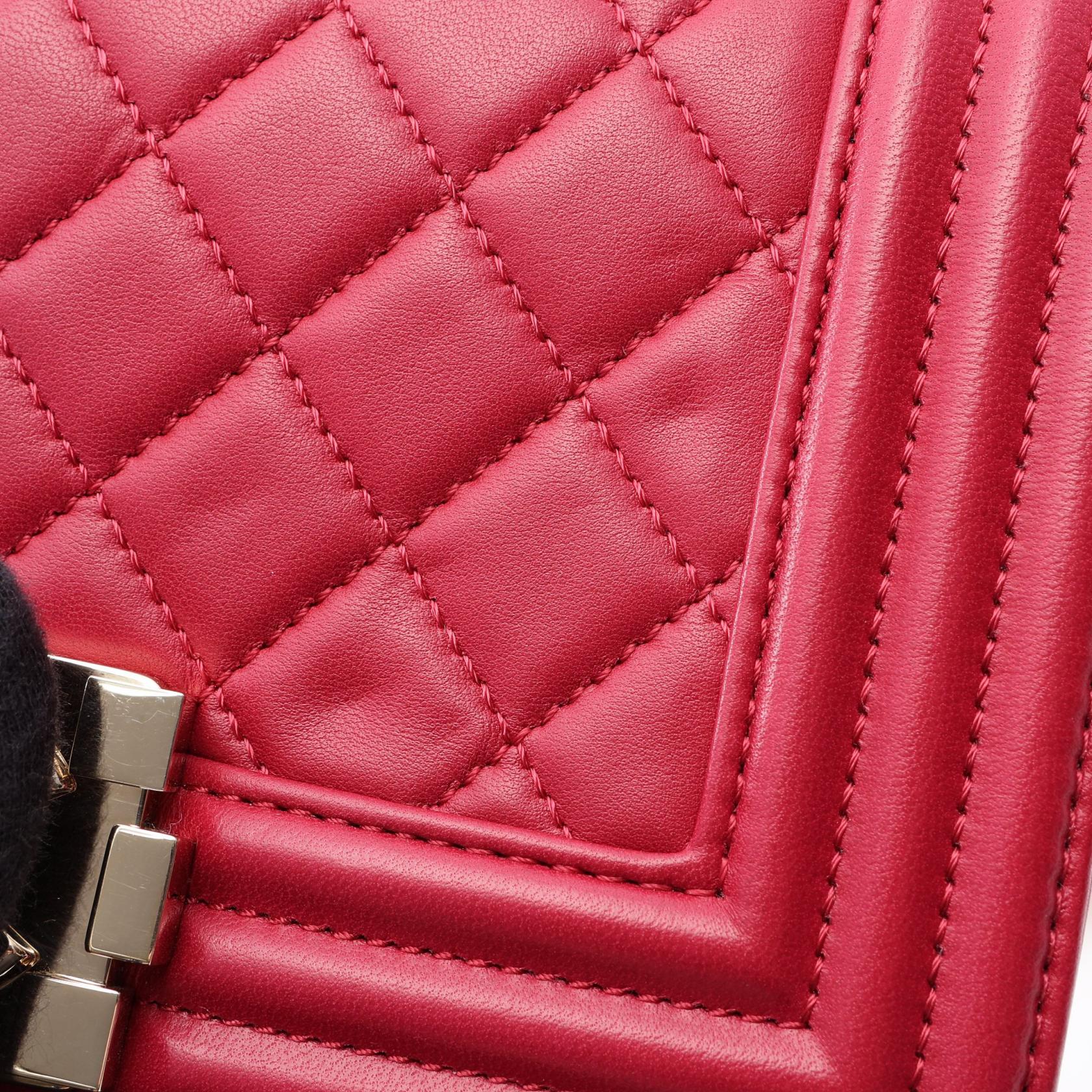 シャネル ボーイシャネル ラムスキン ショルダーバッグ