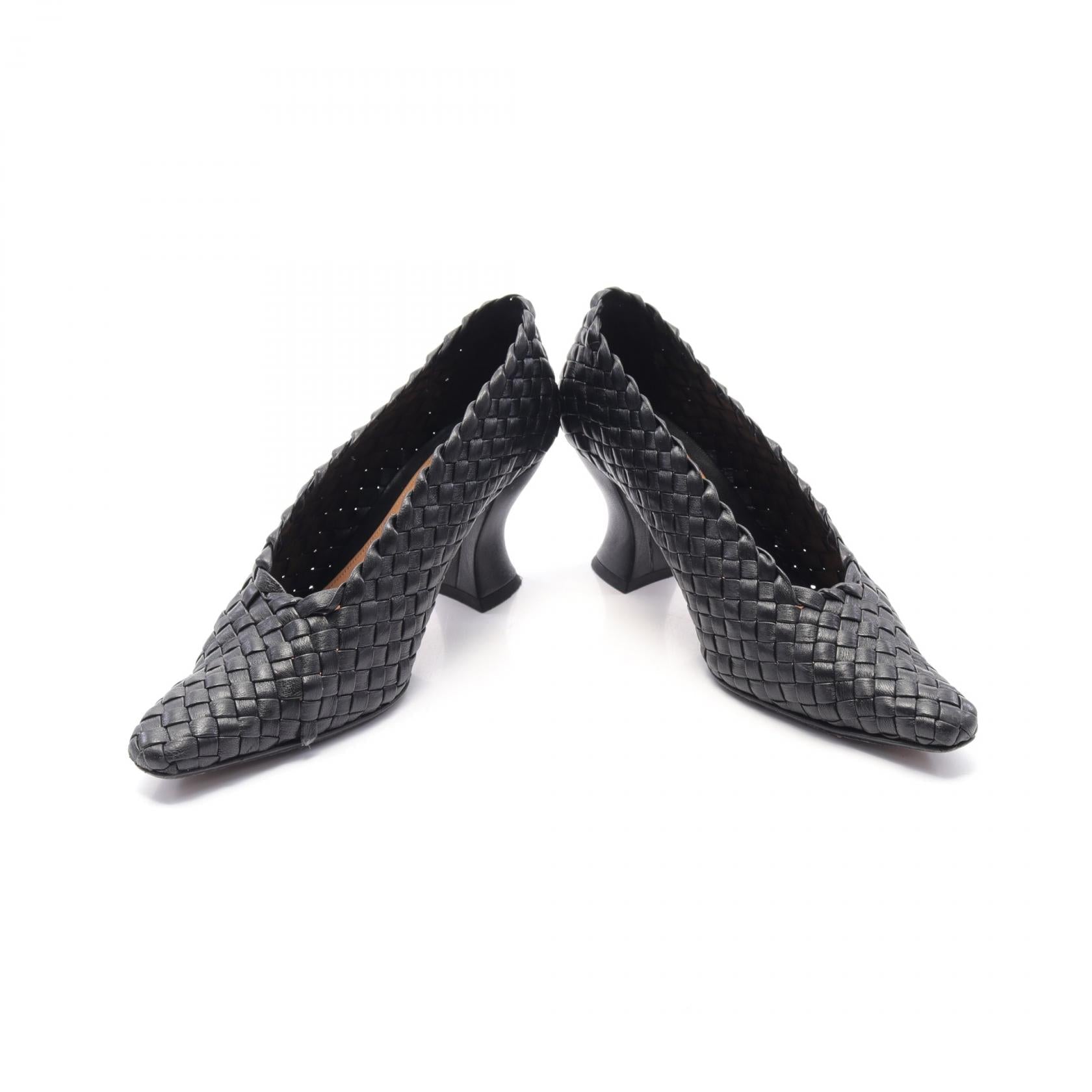 ボッテガ ヴェネタ イントレチャート レザー パンプス