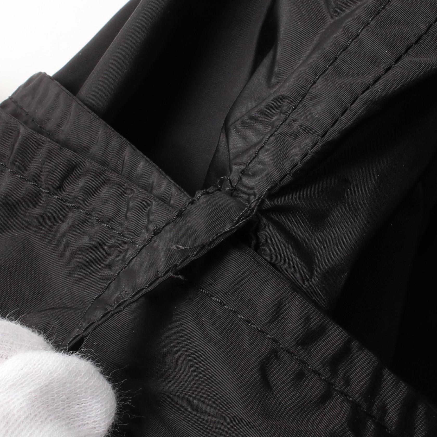 プラダ RE-NYLON トレンチコート アウター