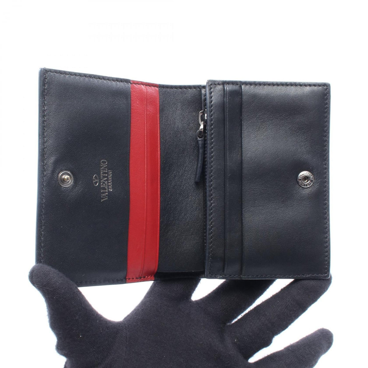 ヴァレンティノガラヴァーニ パテントレザー二つ折り財布