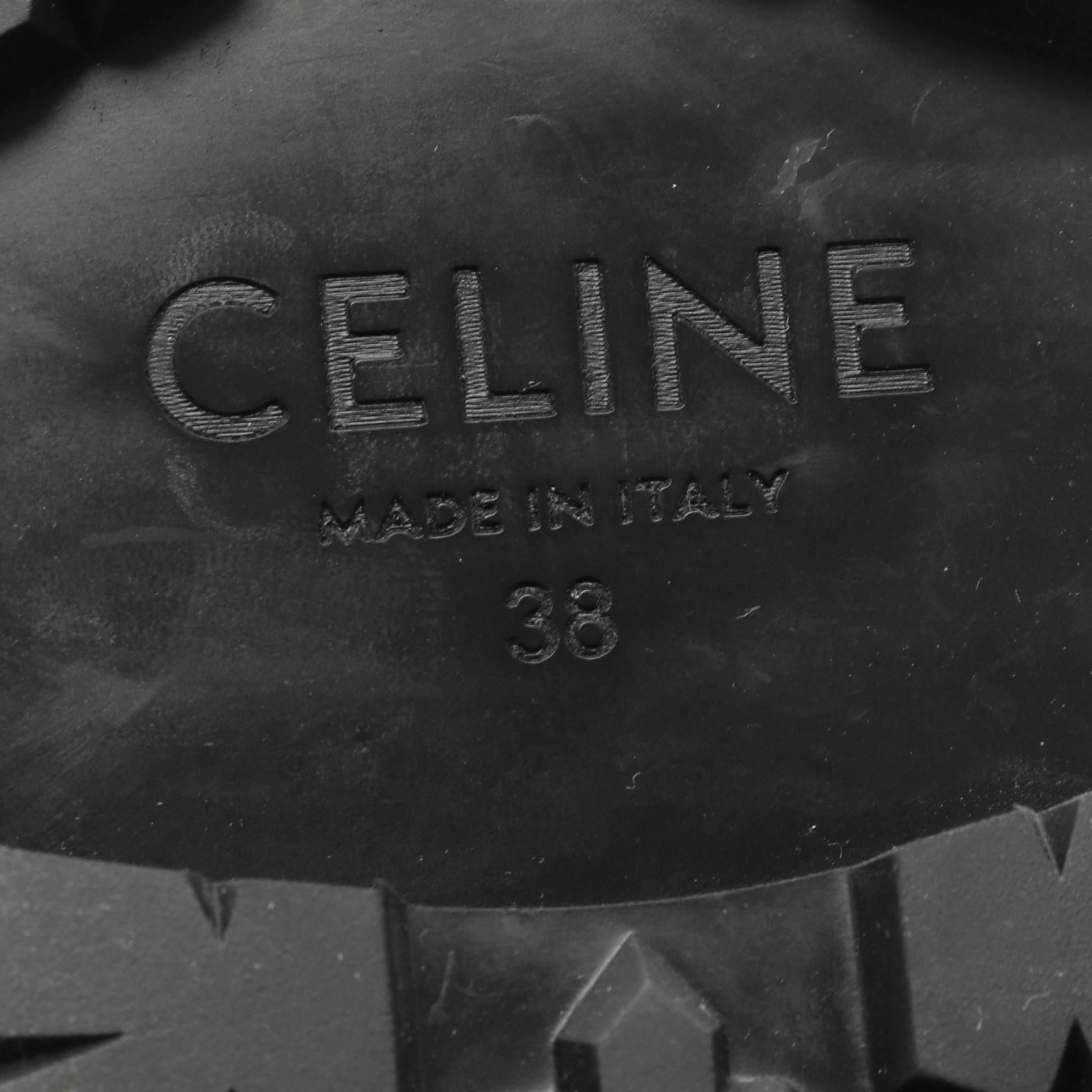 セリーヌ トリオンフ マーガレット レザー ローファー