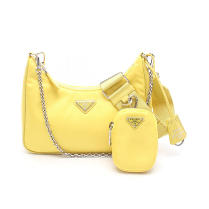 プラダ Re-Edition 2005 ナイロン レザー ショルダーバッグ