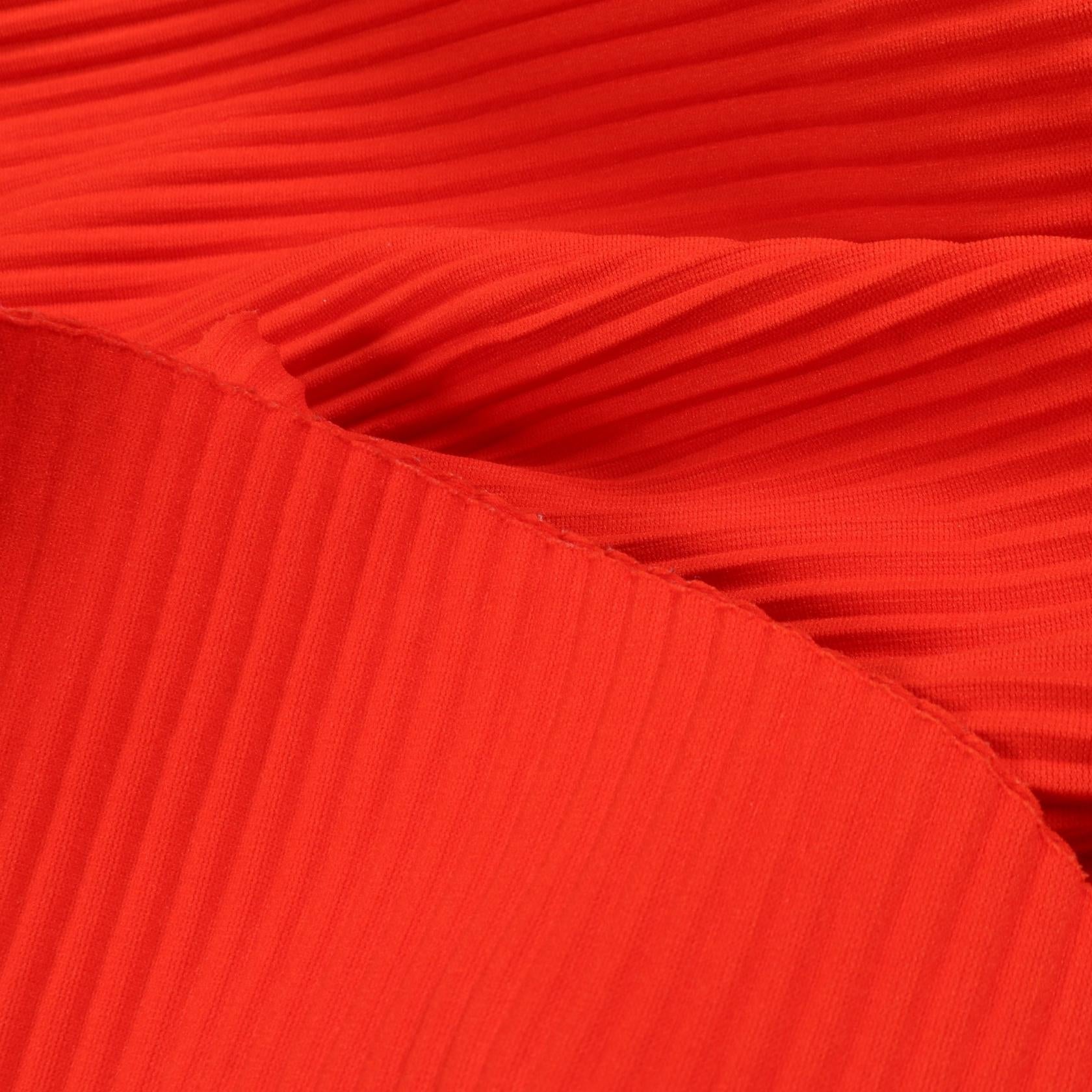ミーイッセイミヤケ DOT PLEATS ポリエステルトップス
