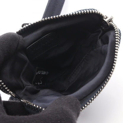 プラダ Re-Nylon ペットリード