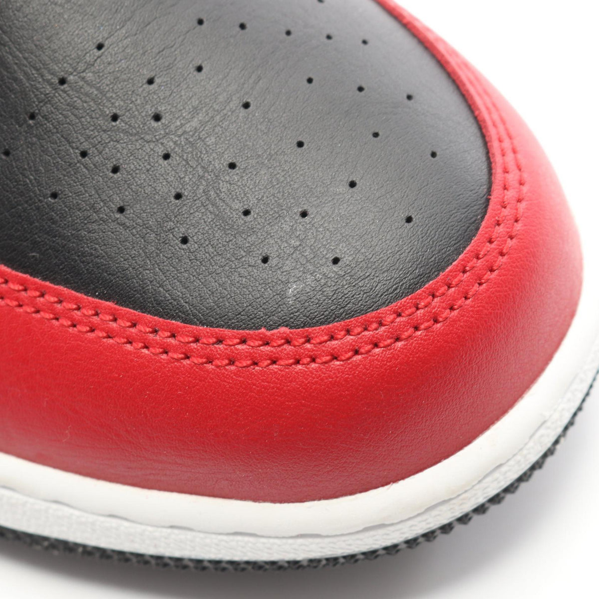 ナイキ AIR JORDAN 1 MID GS スニーカー