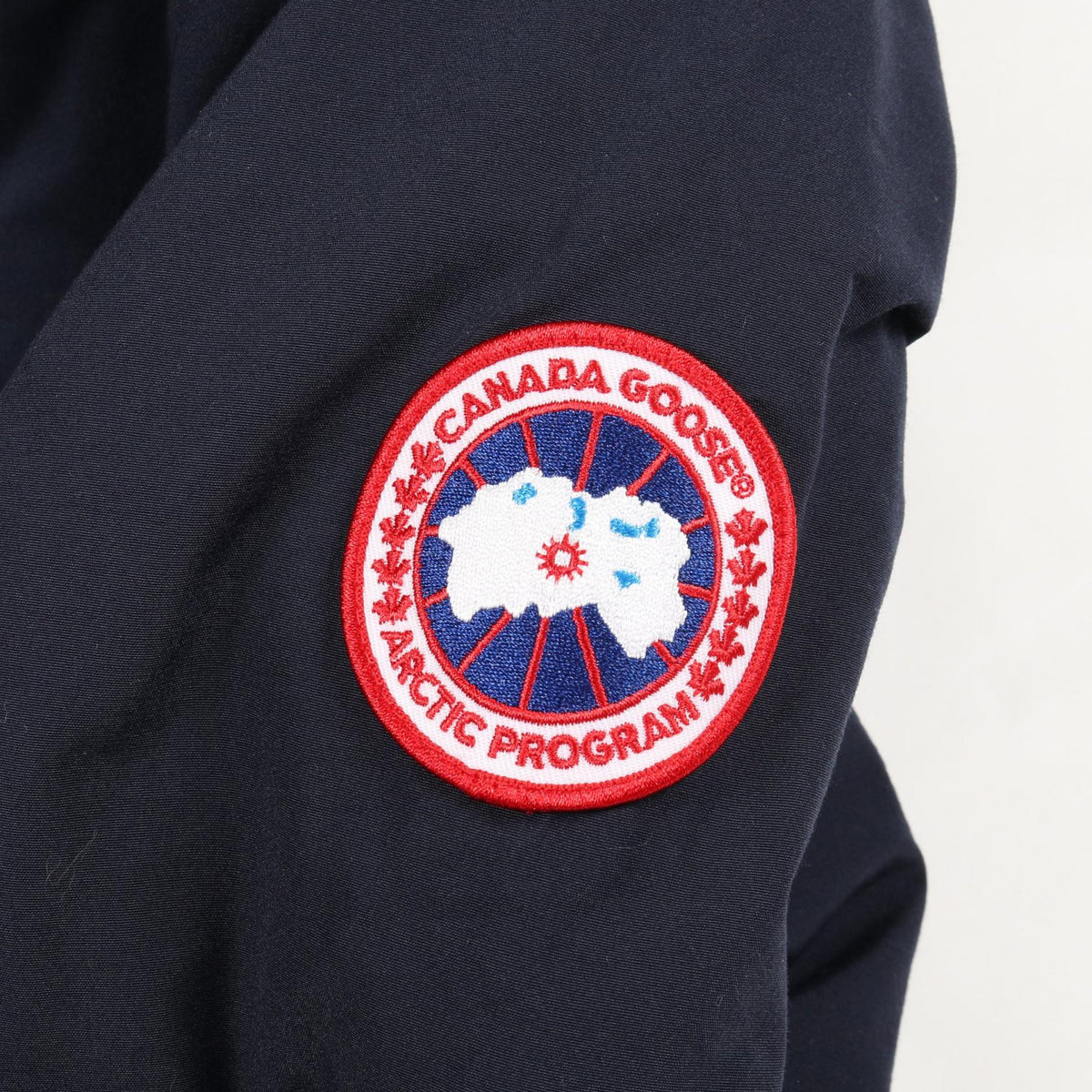 カナダグース KENSINGTON PARKA ダウンジャケット