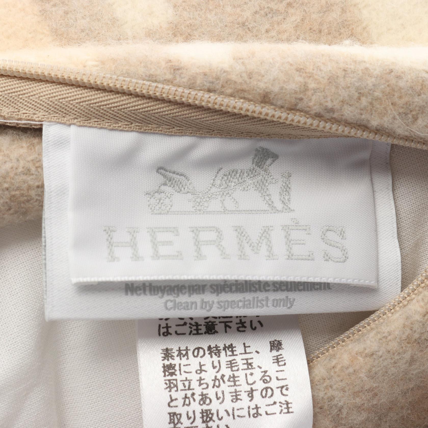 エルメス アヴァロンIII PM ココカモミール ウールカシミヤ クッション