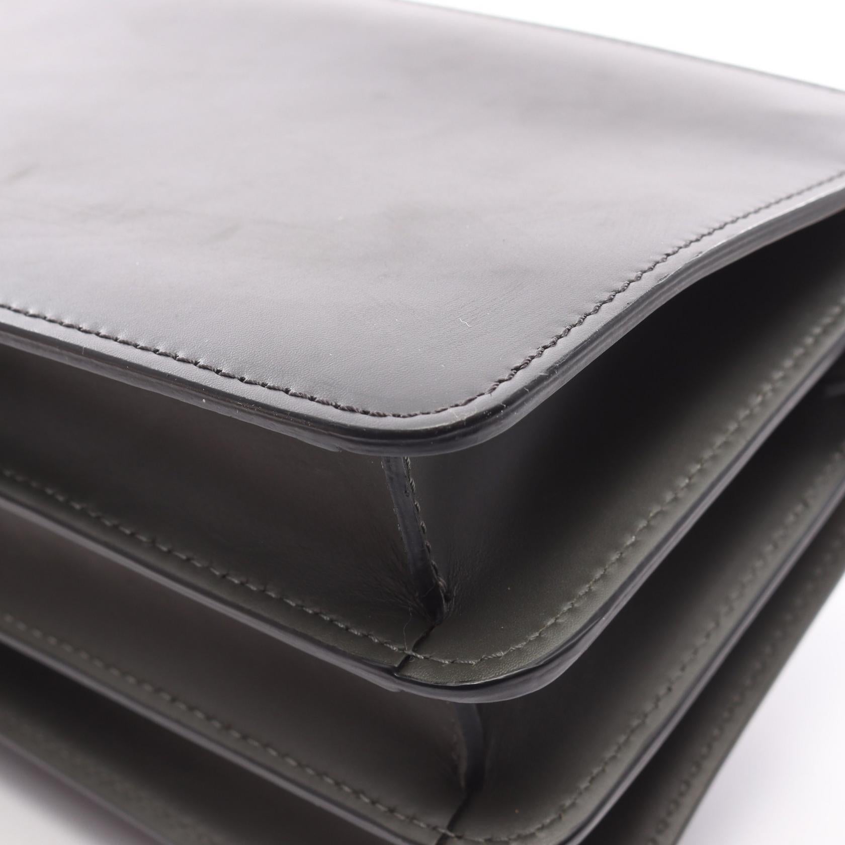 マルニ TRUNK レザー ショルダーバッグ