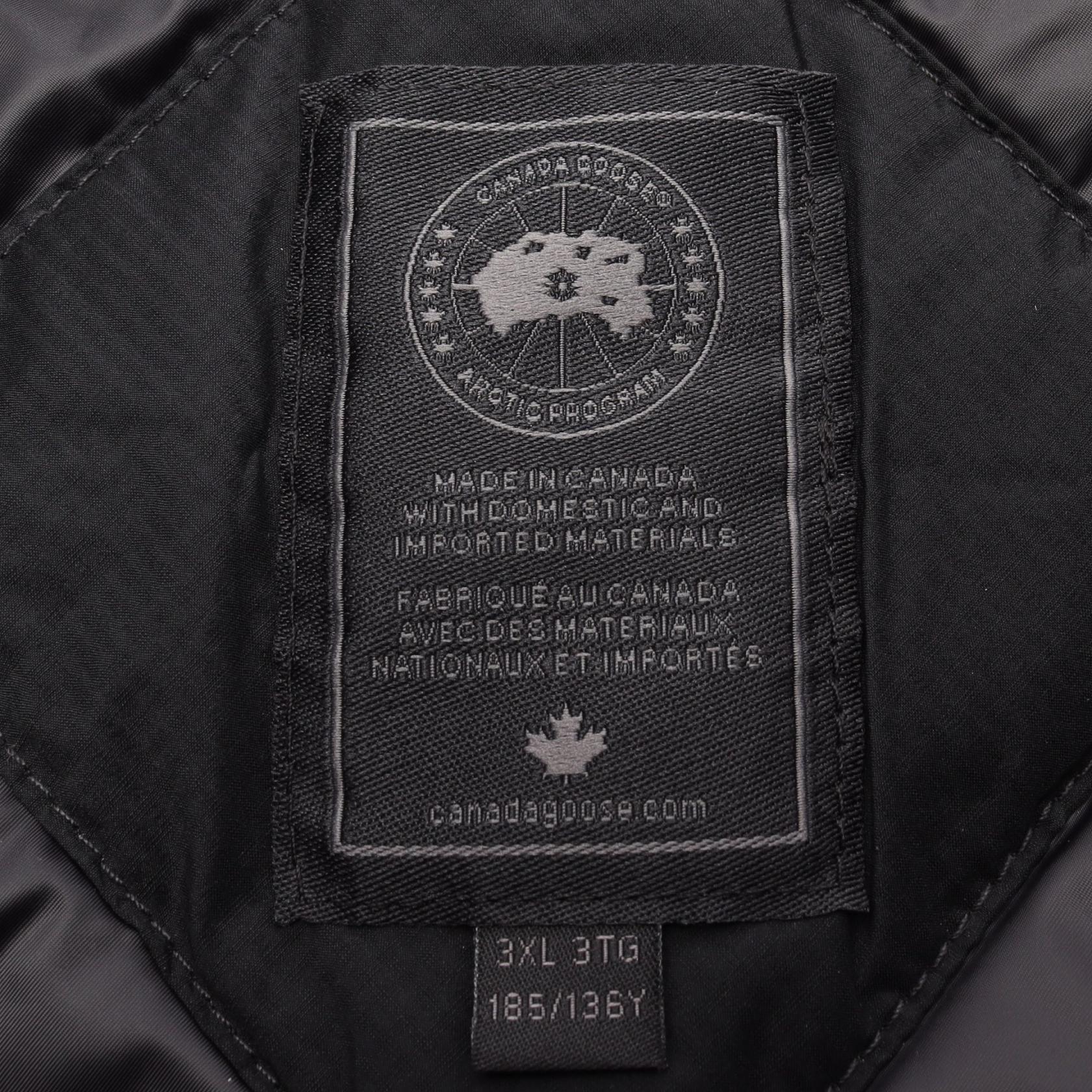 カナダグース Lodge Hoody ダウンジャケット