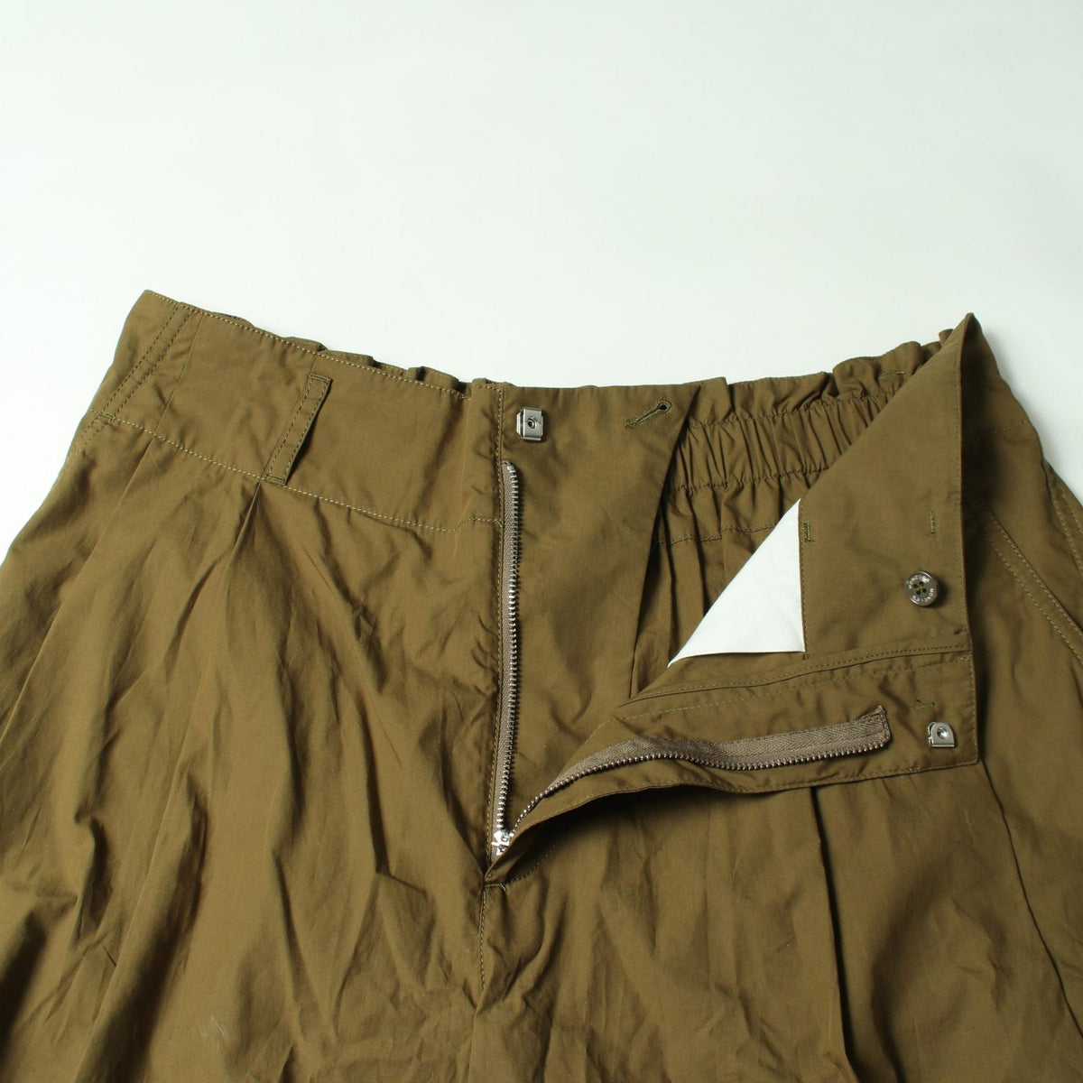 モンクレール GENIUS 2 MONCLER 1952 コットンショートパンツ