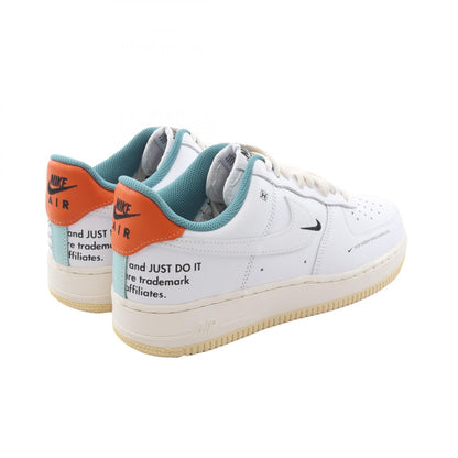 ナイキ AIR FORCE 1 '07 LE レザースニーカー