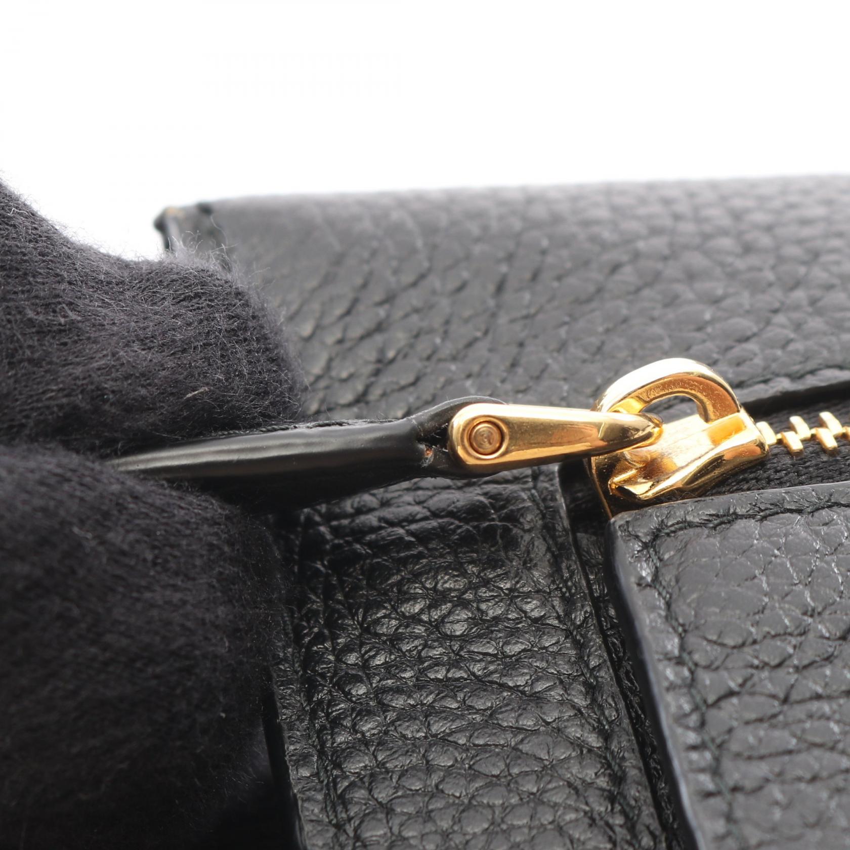 プラダ VITELLO GRAIN 長財布