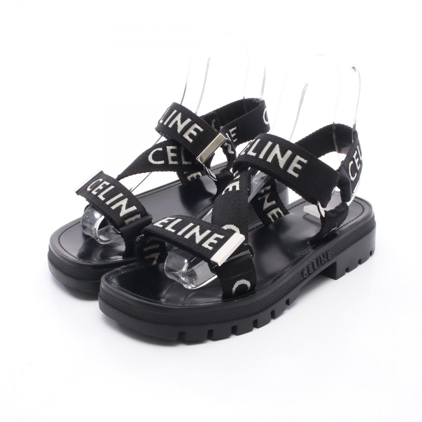 セリーヌ LEO STRAPPY ファブリックサンダル