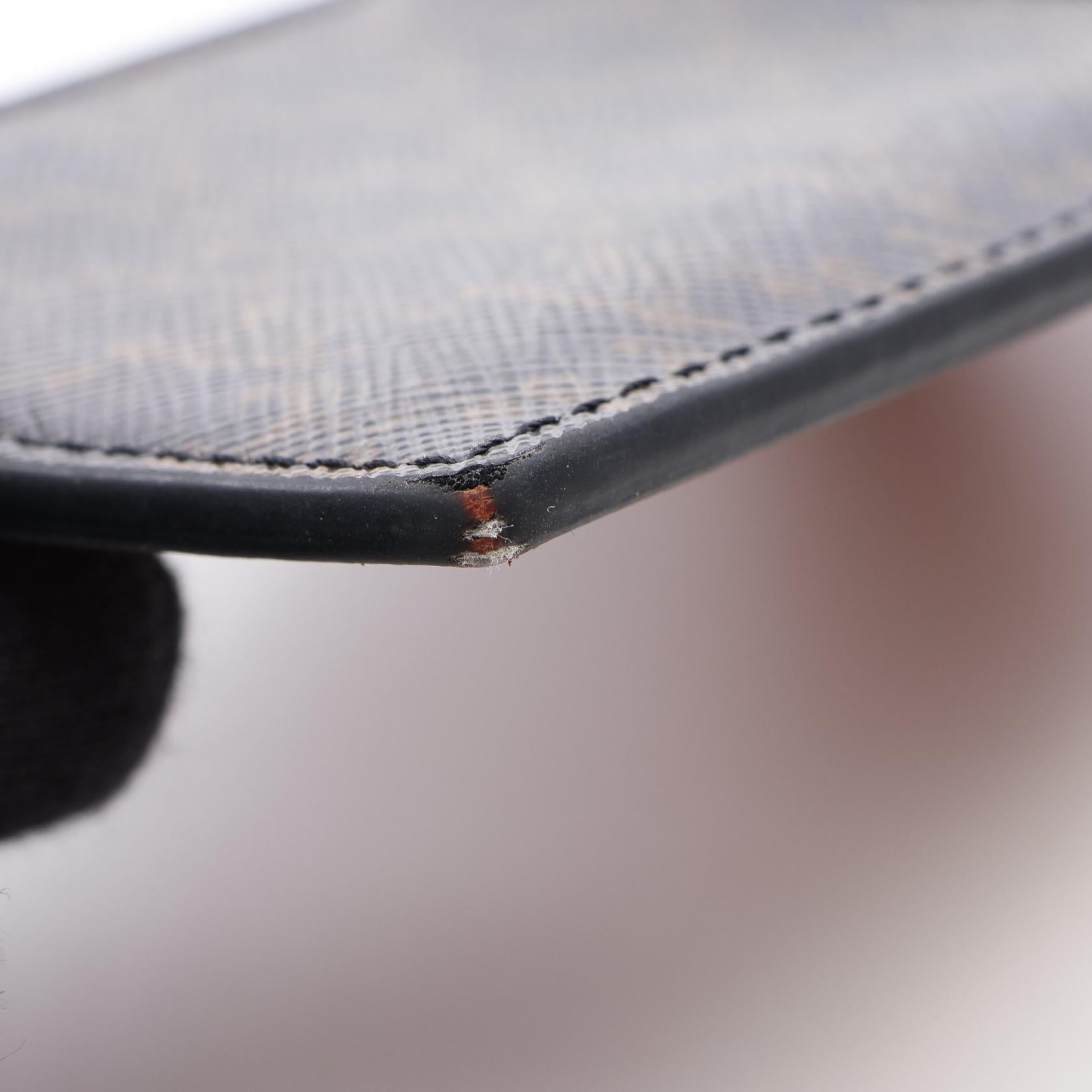 セリーヌ トリオンフ レザー カードケース