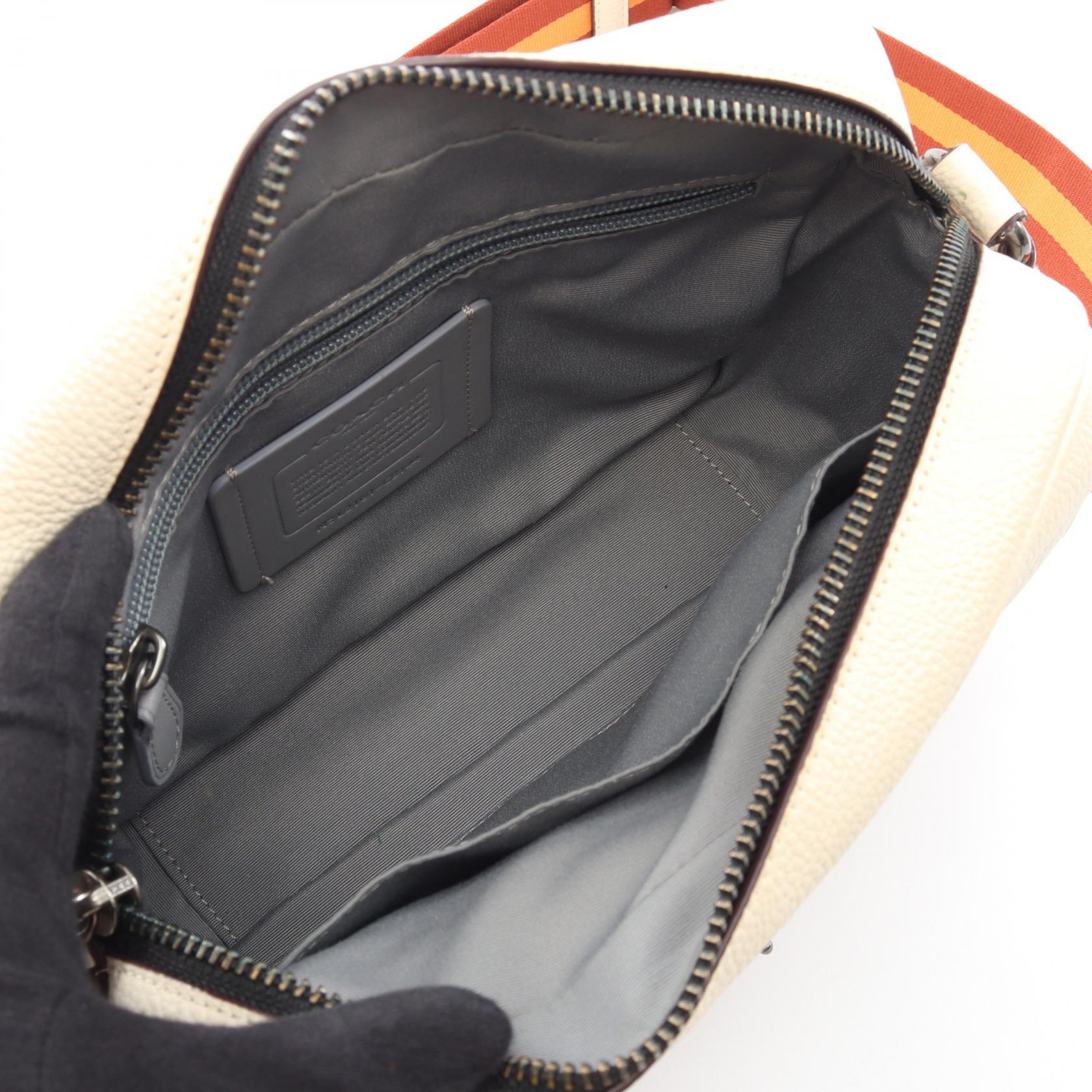 コーチ Hudson Diary レザーショルダーバッグ