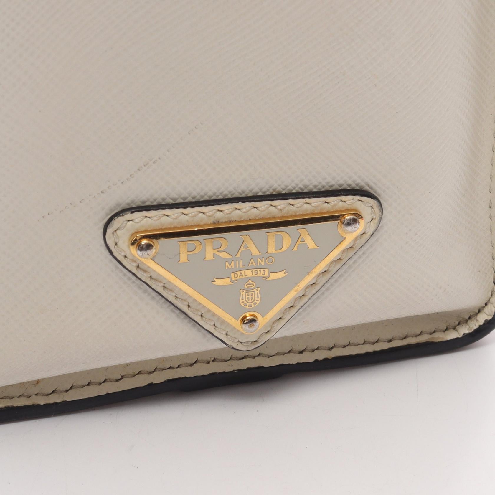 プラダ SAFFIANO LUX 2wayバッグ