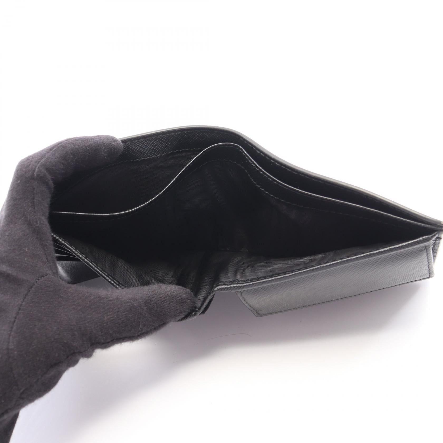 プラダ SAFFIANO BICOLO 二つ折り財布