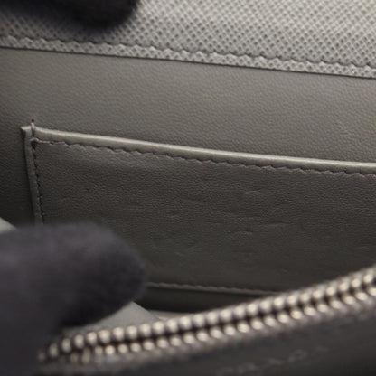 プラダ SAFFIANO LUX レザーショルダーバッグ